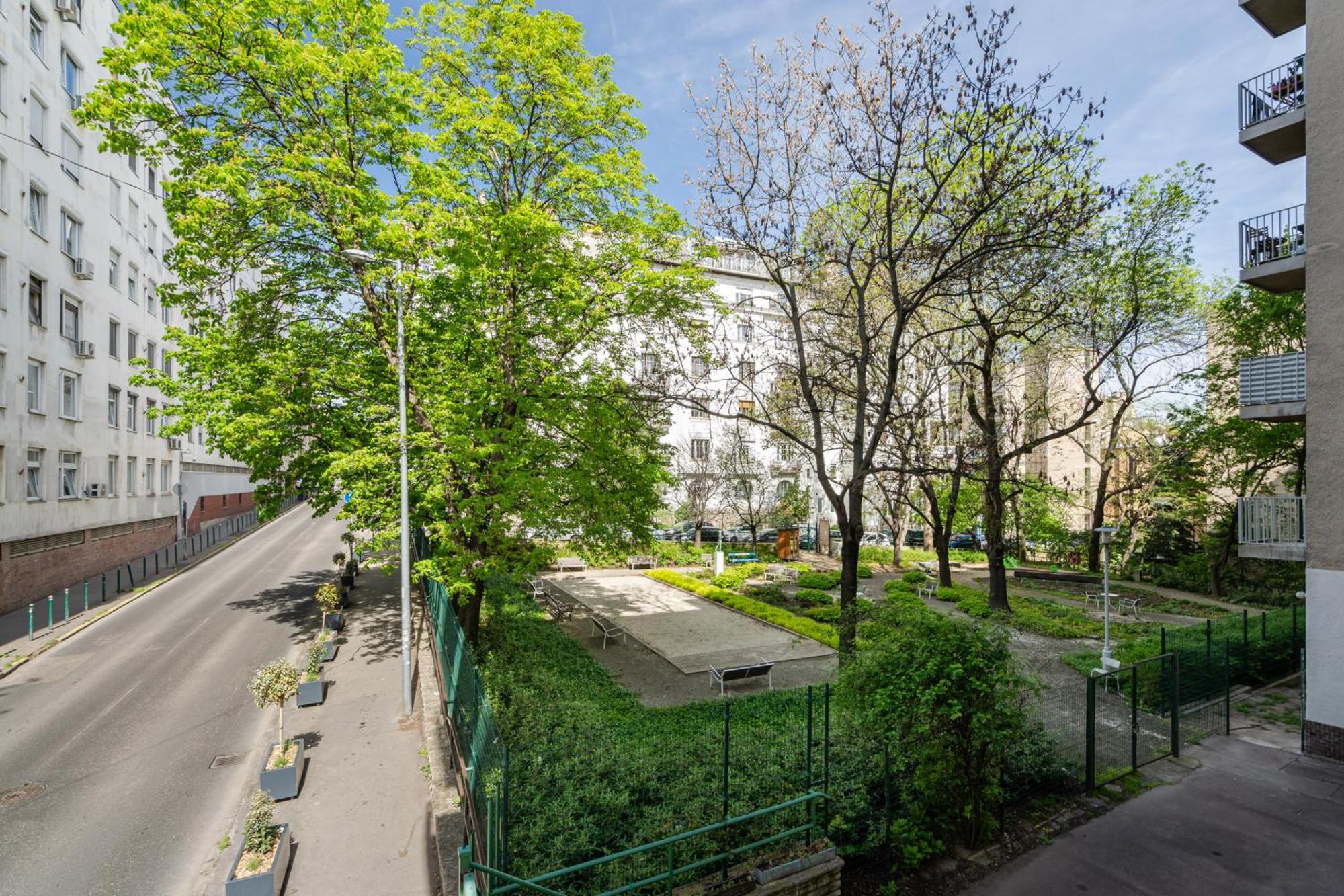 Апартаменты Luxe Living *